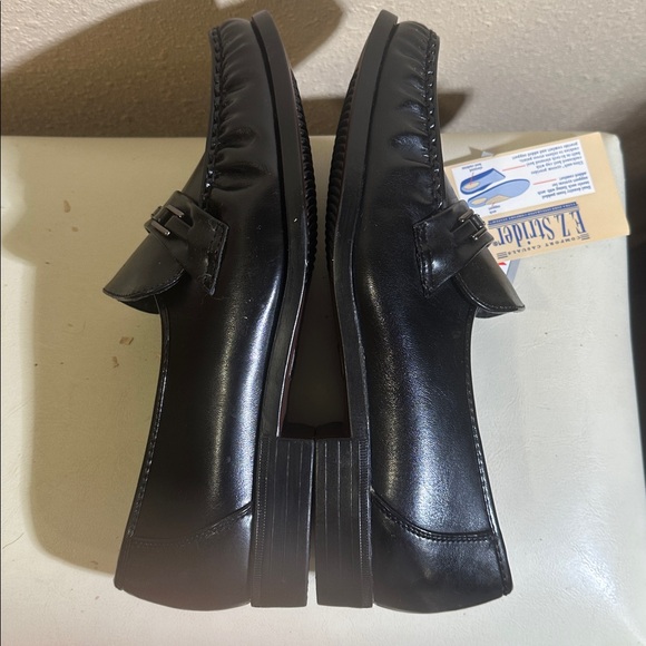 E.Z Strider Loafers Size 11 Wide - Picture 5 of 8